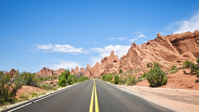 地球の鼓動を感じる。一生に一度は訪れたい「奇跡の絶景」